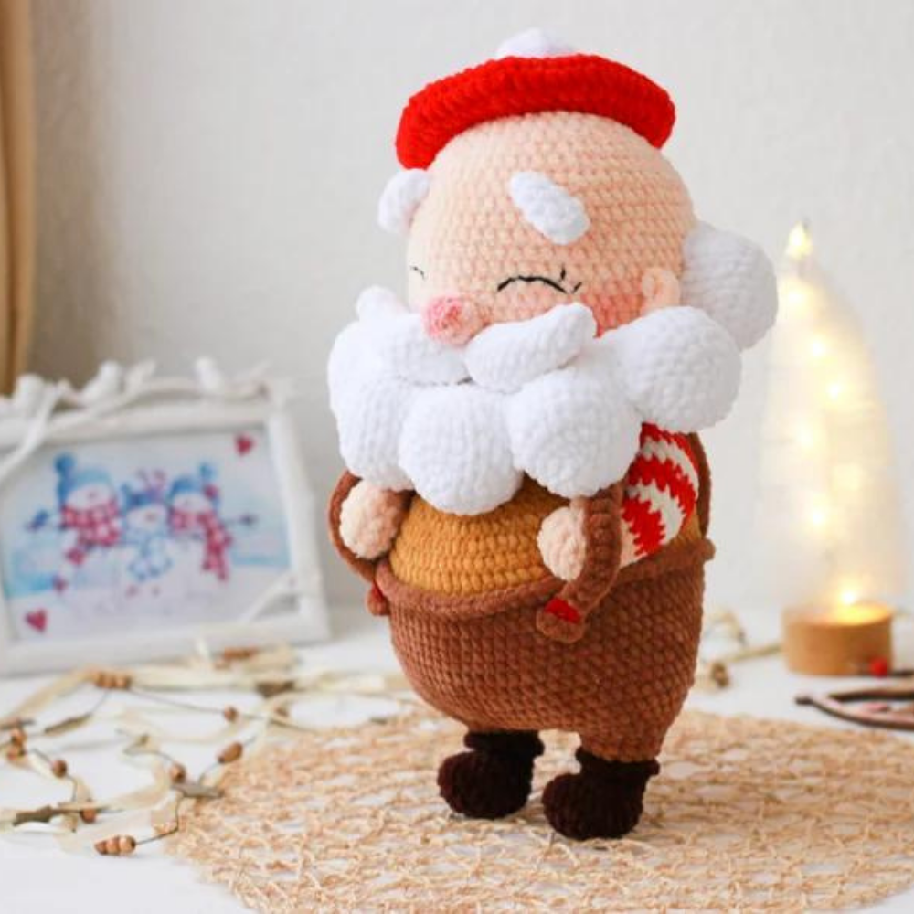 Santa Claus and Grandma Claus Crochet pattern