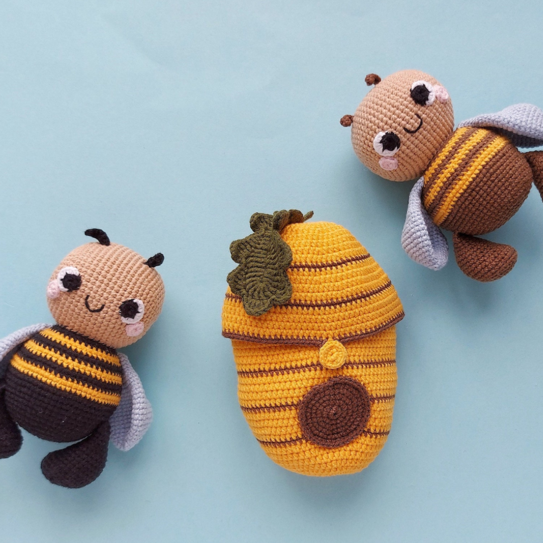 Bee Amigurumi  Crochet Pattern