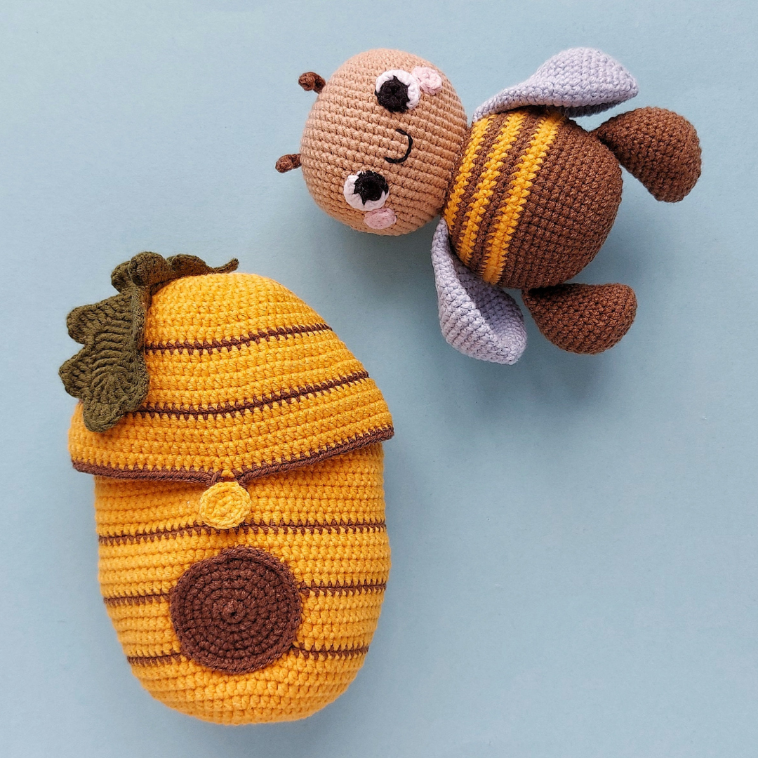 Bee Amigurumi  Crochet Pattern