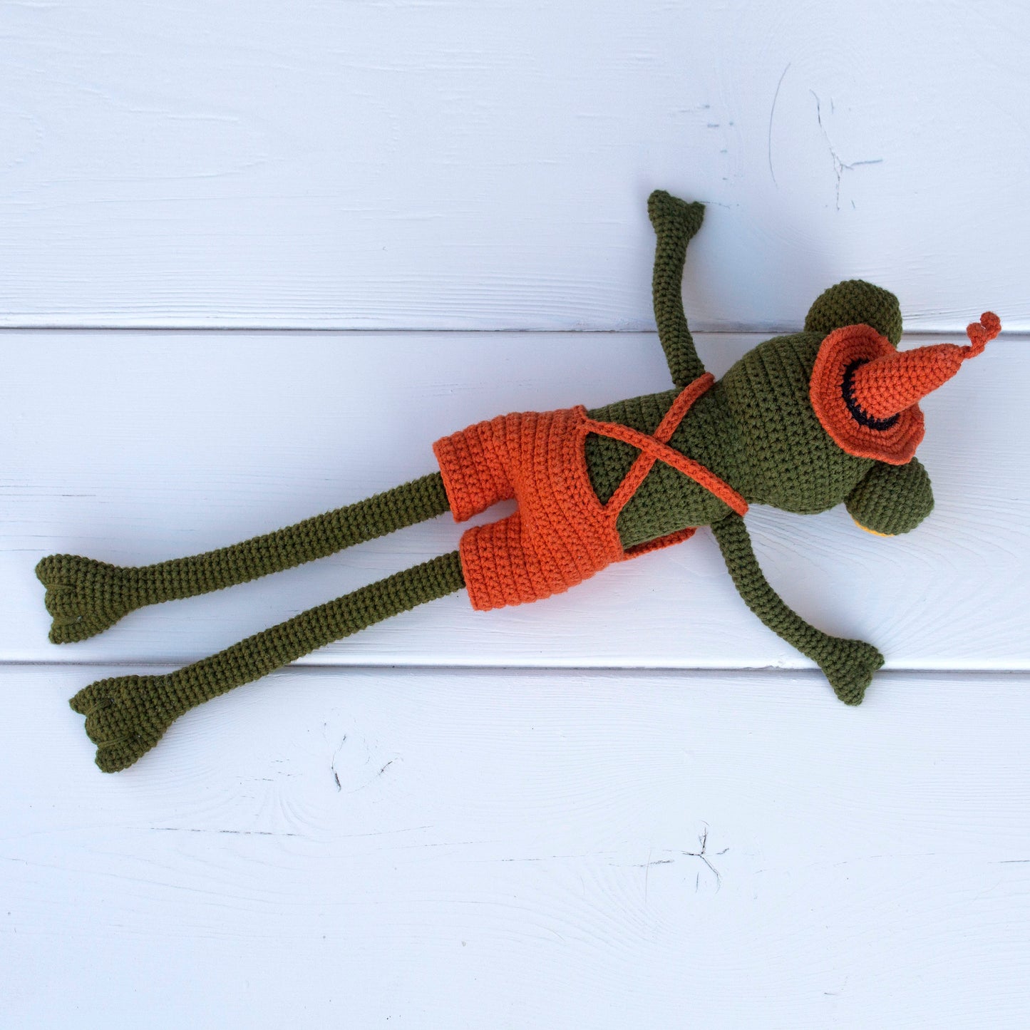 Stretchy Frog Crochet Pattern