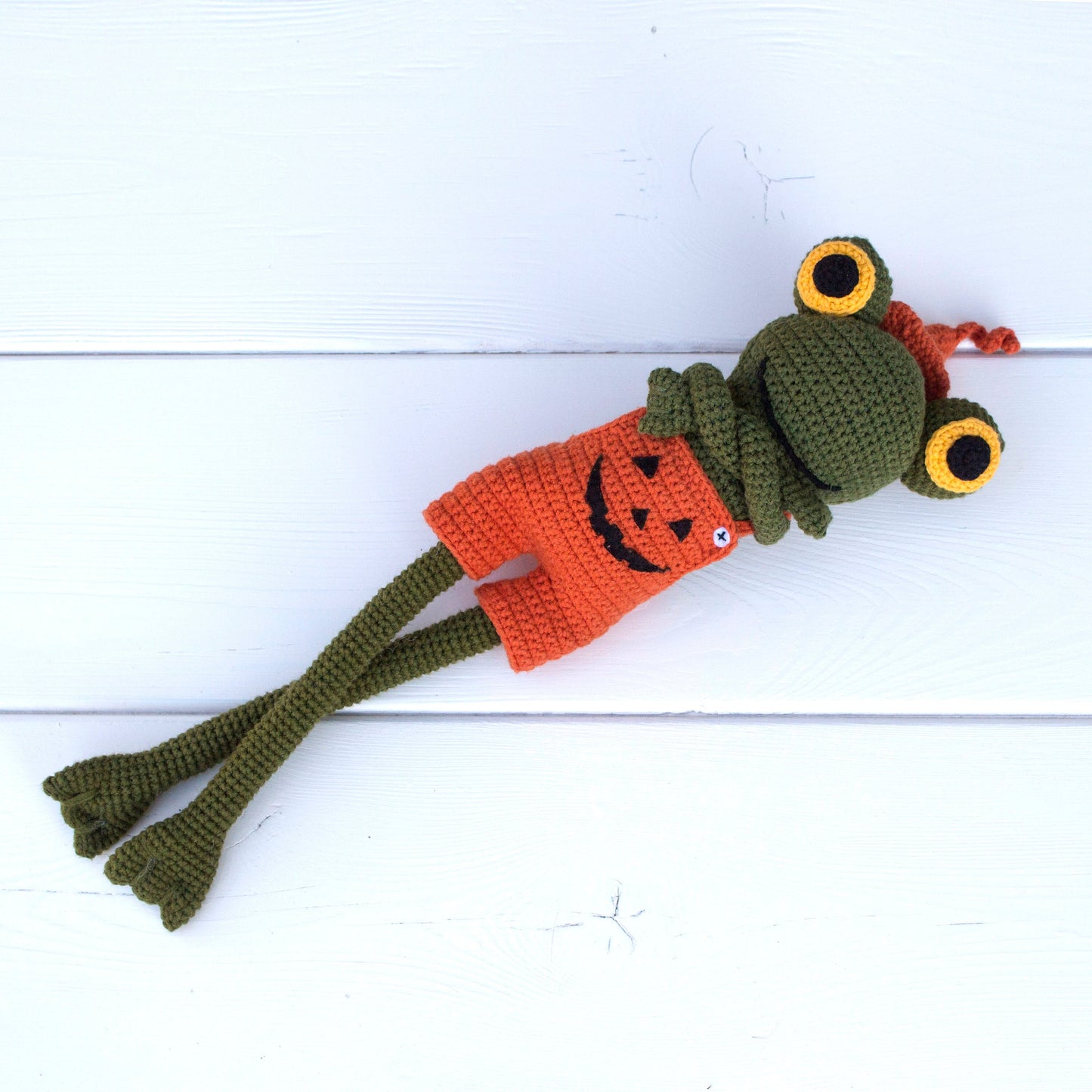 Stretchy Frog Crochet Pattern